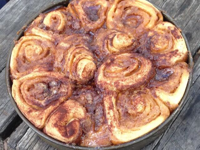 Alecias Cinnamon Rolls thumbnail