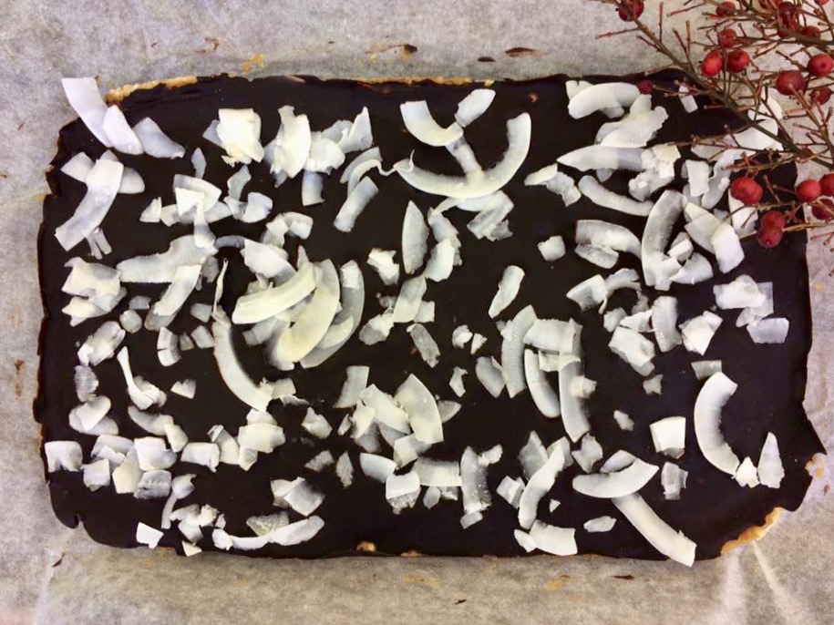 Vegan Snickers Slice thumbnail